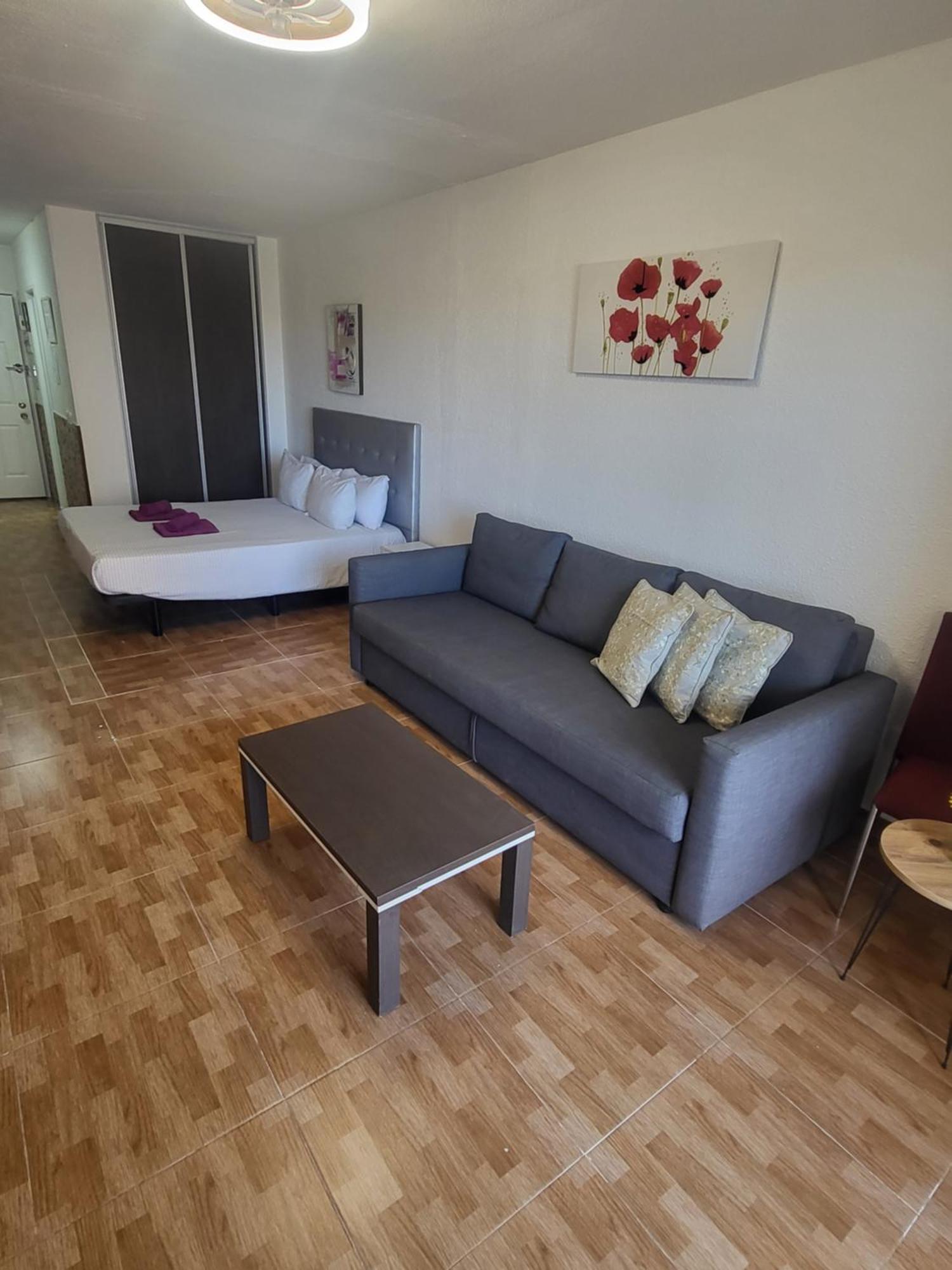 Tropic Apartments En Castle Harbour Los Cristianos  Exterior foto